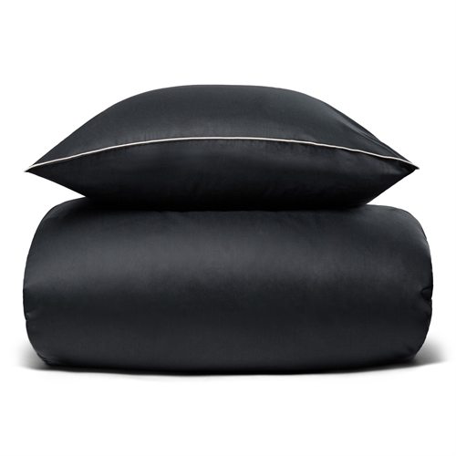 Bedding 140x200 cm - 100% cotton satin - Rikke black bedding with piping edge - Extra soft bedding set from By Borg