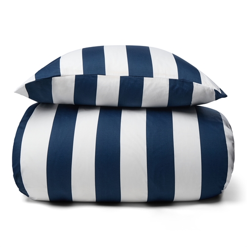 Bed linen in 100% soft and luxurious cotton satin - 240x220 cm - Stunning blue stripes - Nordic Stripe bedding set from By Night