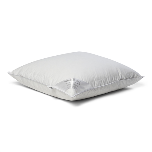 Musk Down Pillow - 60x63 cm - Medium Height Down Pillow - 3 Chamber Pillow - Nordstrand Home Musk Down Pillow